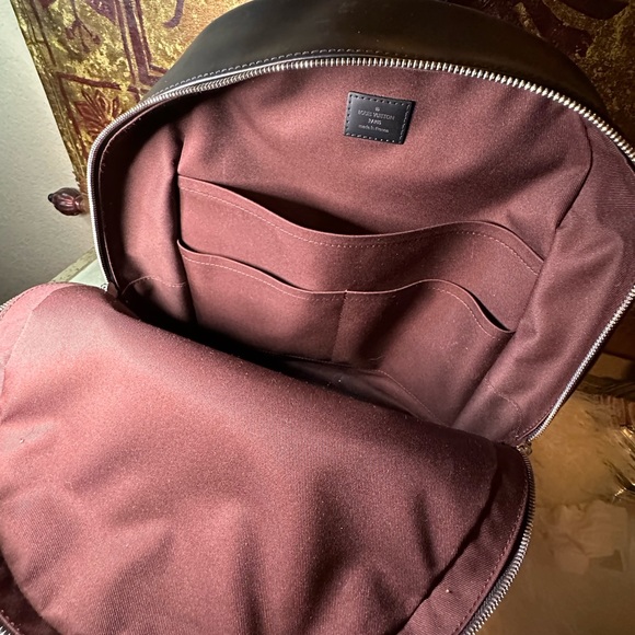 Louis Vuitton Josh backpack with LV Bag charm - Picture 10 of 14